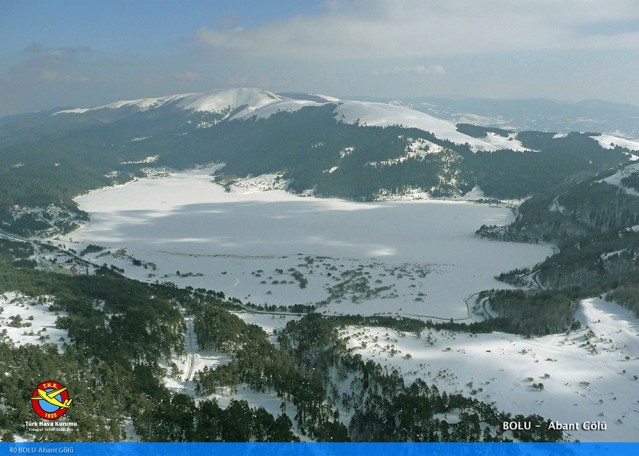 Türk Hava Kurumu''nun (THK) havacı bir gençlik yetiştirmek, göklerin engin maviliklerini hedefleyen bireylere sahip olmak amacıyla 2007 yılında başlattığı ''Gökyüzünden Türkiye Manzaraları'' fotoğraf sergisinin çekimleri 2010 yılına kadar sürdü.