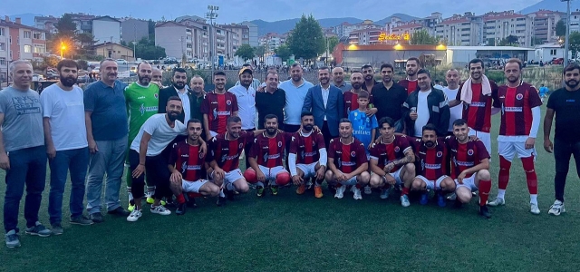 4. Bahar Futbol Turnuvası Şampiyonu Cezaevi Alsancak Takımı