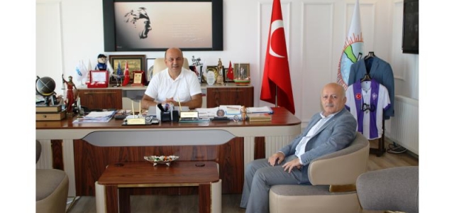 Aile ve Sosyal Hizmetler İl Müdürü Zeki Yıldırım'dan Başkan Gürbüz'e ziyaret