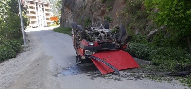 Artvin'de trafik kazası: 1 yaralı