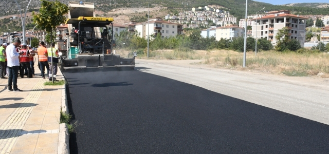 Asfaltlama çalışmaları devam ediyor