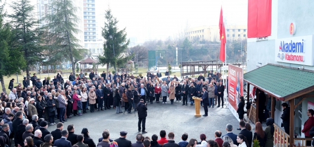 Başarılı olabilmeniz için yanınızdayız, birlikteyiz