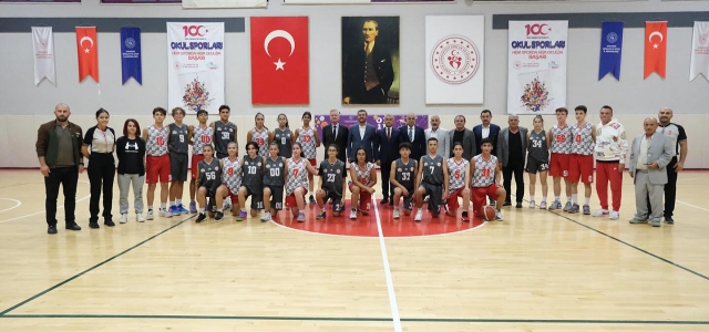 Belediye Başkanı Çetinkaya, Amatör Spor Haftası Etkinliklerine Katıldı