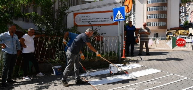 Çocukların Güvenli Bir Şekilde Okullarına Ulaşmaları İçin Çalışmalar Devam Ediyor