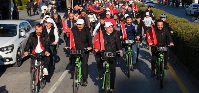 Cumhuriyet Bayramı Bisiklet Turu düzenlendi