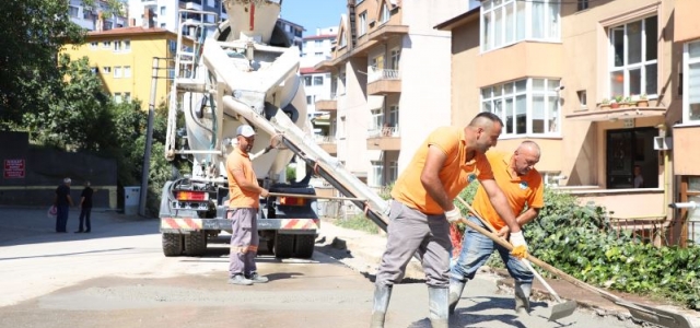 Ekiplerimiz Şehrimizde Altyapı Ve Üstyapı Çalışmalarını Sürdürüyor