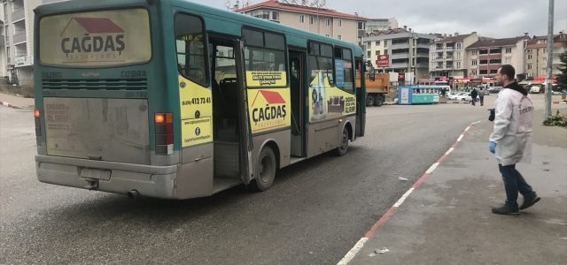 Karabük'te kapısı açılan otobüsten düşen kadın ağır yaralandı