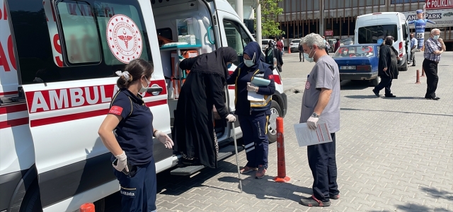 Karabük'te vücuduna kene yapışan yaşlı kadın tedaviye alındı