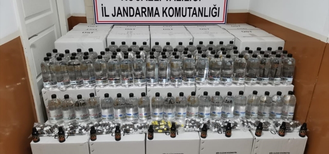 Kocaeli'de 480 litre etil alkol ele geçirildi