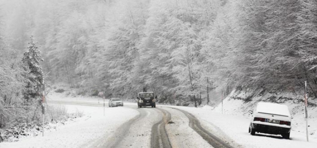 Meteoroloji uyardı - Doğu Karadeniz'e kar geliyor