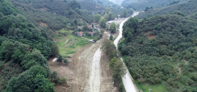 Sel felaketi yaşanan Düzce'de iyileştirme çalışmaları sürüyor