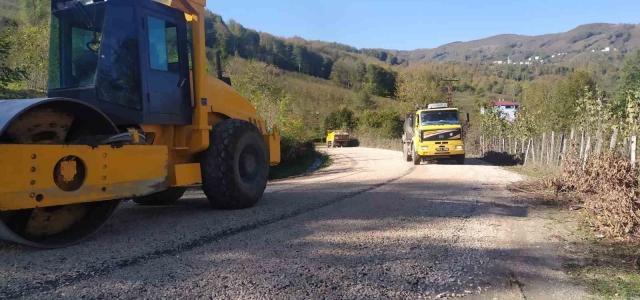 Turizm'e Giden Yollara Asfalt Konforu