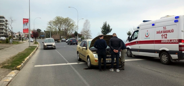 Ünye'de iki otomobil çarpıştı: 1 yaralı