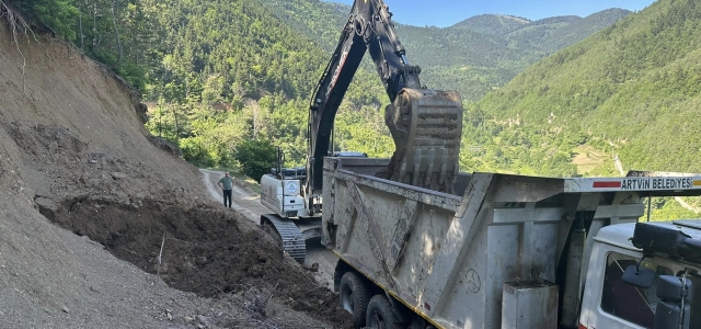 Yol güvenliği ve genişletme çalışmaları