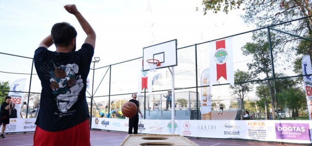 Zonguldak'ta 3x3 Sokak Basketbolu Turnuvası